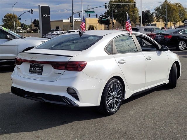 2022 Kia Forte GT-Line