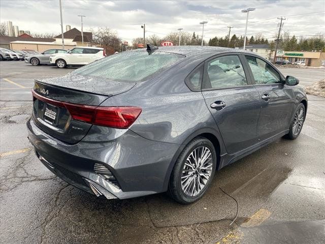 2022 Kia Forte GT-Line