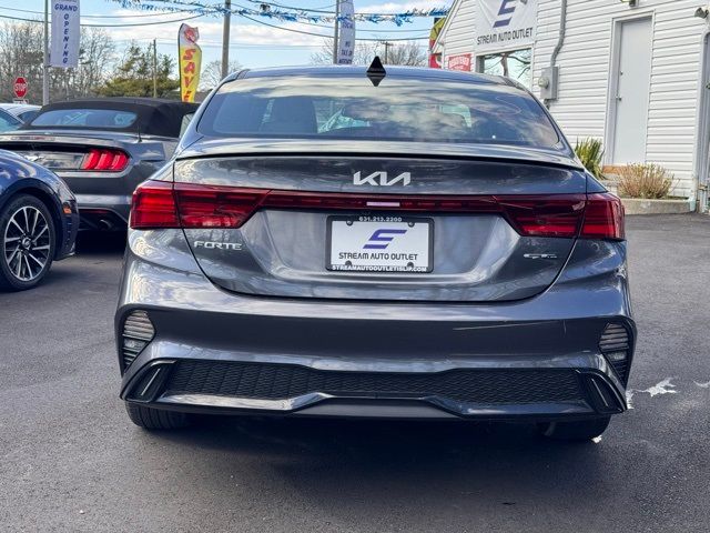 2022 Kia Forte GT-Line