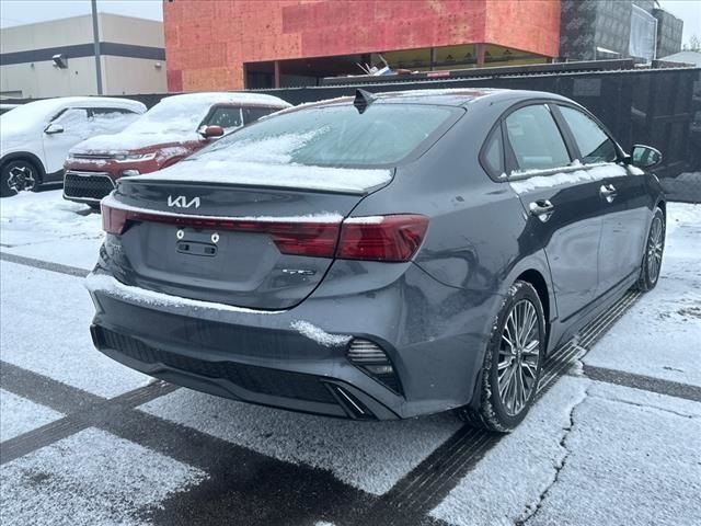 2022 Kia Forte GT-Line