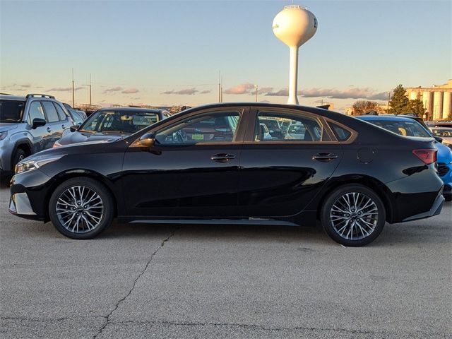 2022 Kia Forte GT-Line