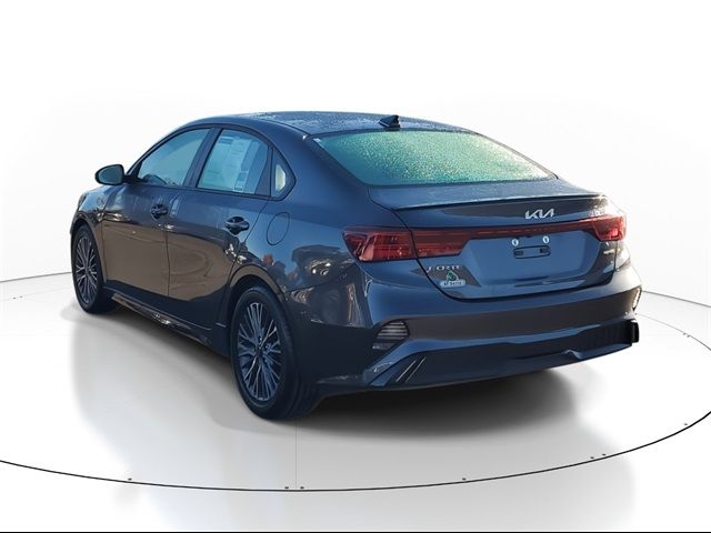 2022 Kia Forte GT-Line