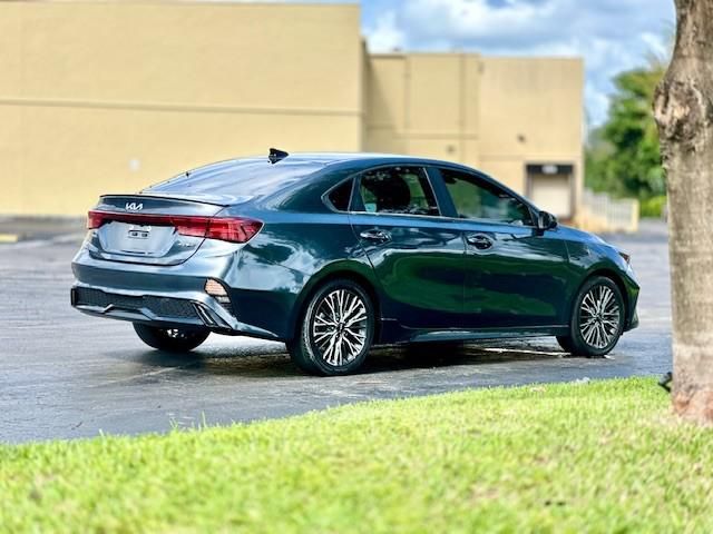 2022 Kia Forte GT-Line