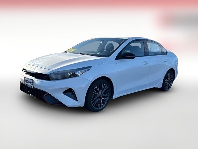 2022 Kia Forte GT-Line