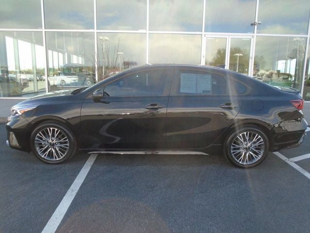 2022 Kia Forte GT-Line