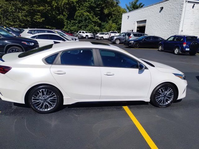 2022 Kia Forte GT-Line