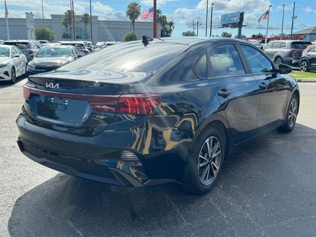 2022 Kia Forte LXS