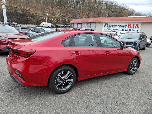 2022 Kia Forte LXS