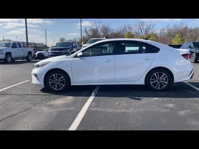 2022 Kia Forte LXS