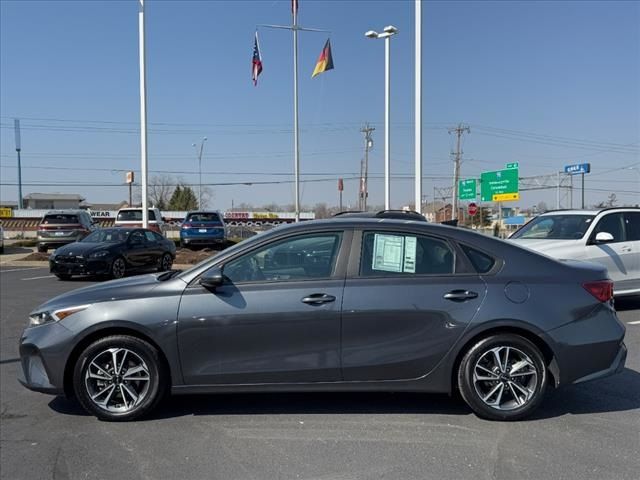 2022 Kia Forte LXS
