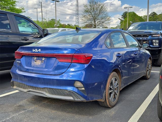 2022 Kia Forte LXS