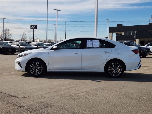 2022 Kia Forte LXS