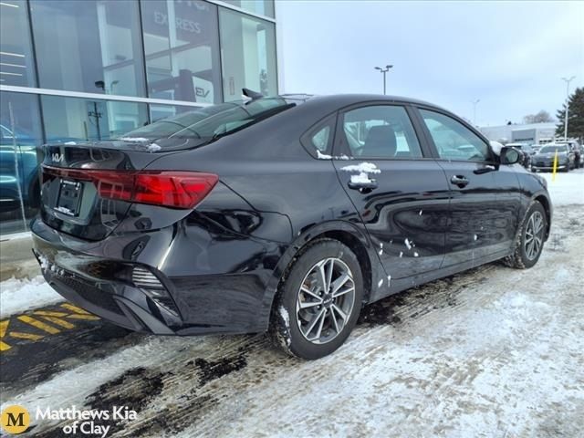 2022 Kia Forte LXS