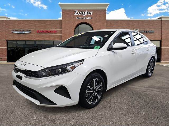 2022 Kia Forte LXS