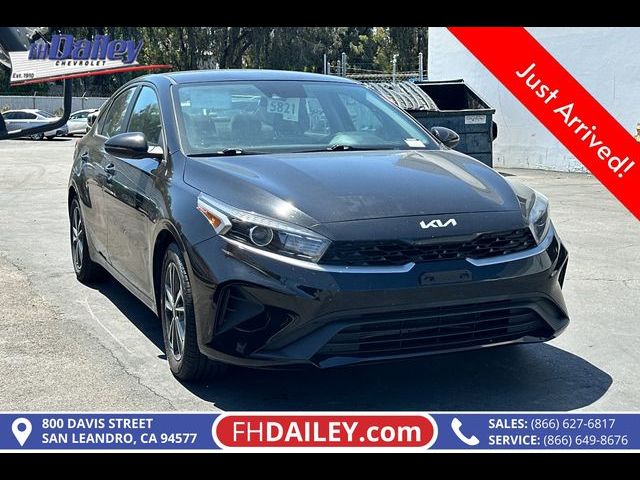2022 Kia Forte LXS