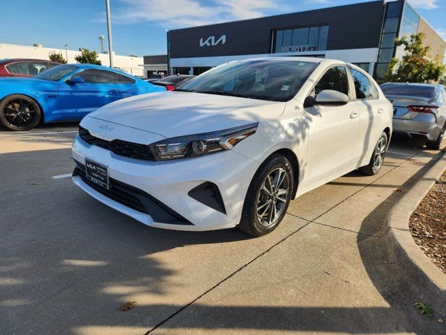 2022 Kia Forte LXS