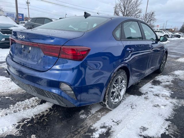 2022 Kia Forte LXS