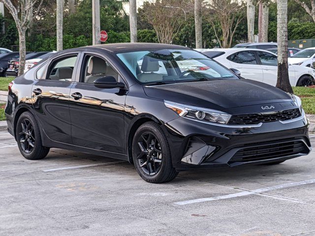 2022 Kia Forte LXS