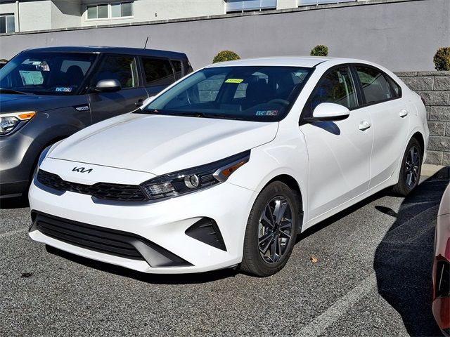 2022 Kia Forte LXS