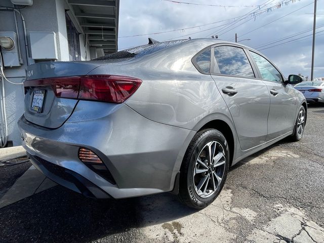 2022 Kia Forte LXS