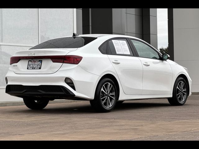 2022 Kia Forte LXS