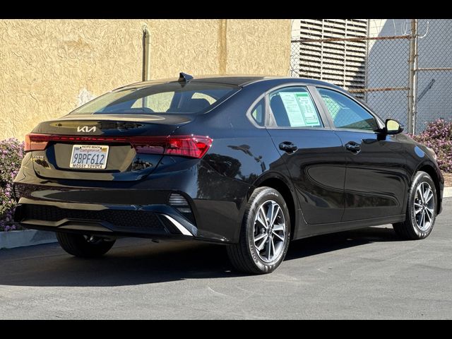 2022 Kia Forte LXS