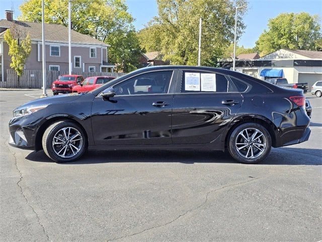 2022 Kia Forte LXS