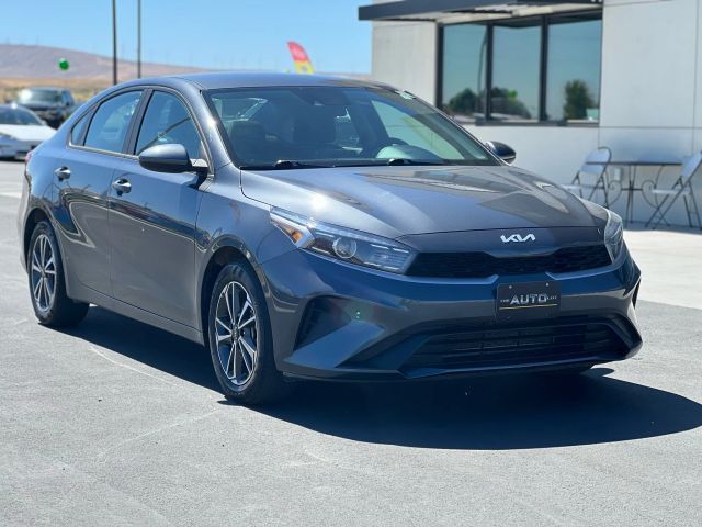 2022 Kia Forte LXS