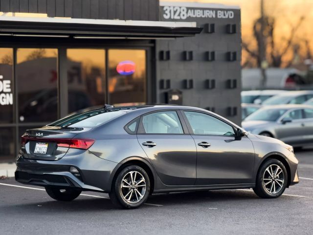 2022 Kia Forte LXS
