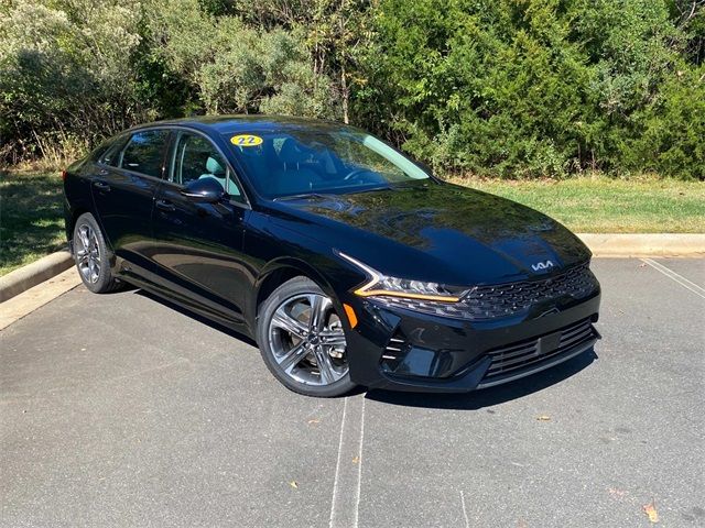 2022 Kia K5 EX