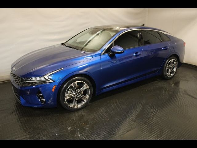 2022 Kia K5 EX