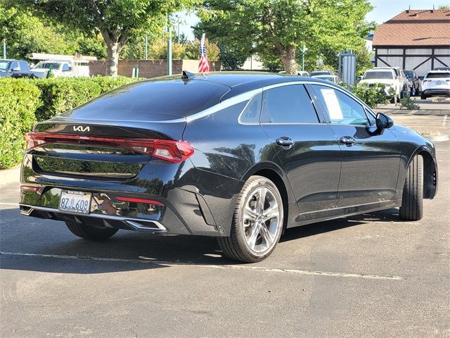 2022 Kia K5 EX