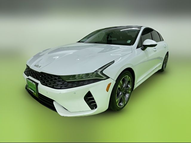 2022 Kia K5 EX