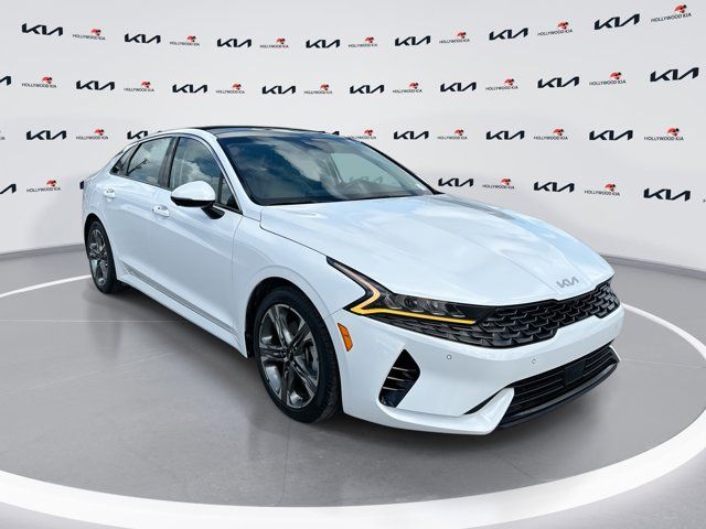 2022 Kia K5 EX
