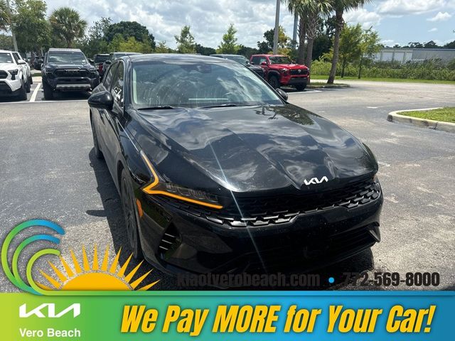2022 Kia K5 EX
