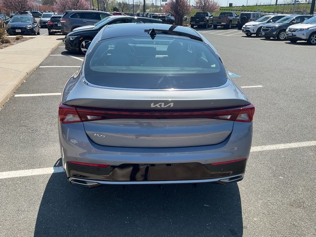2022 Kia K5 EX