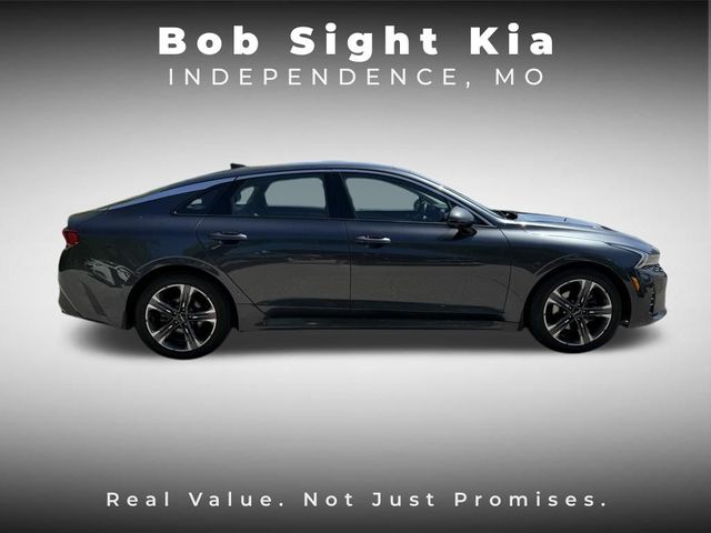 2022 Kia K5 EX