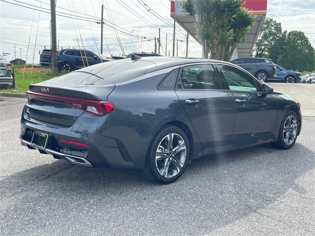 2022 Kia K5 EX