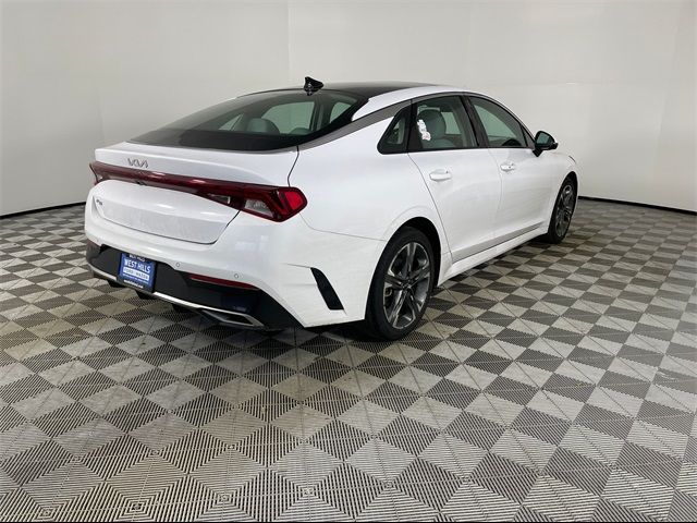 2022 Kia K5 EX