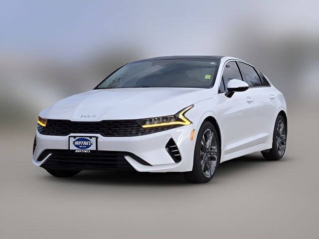 2022 Kia K5 EX