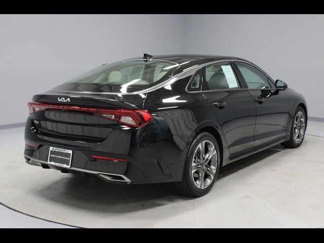 2022 Kia K5 EX