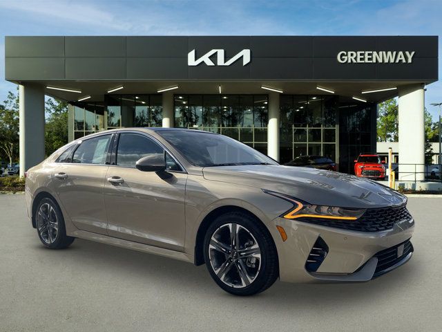 2022 Kia K5 EX