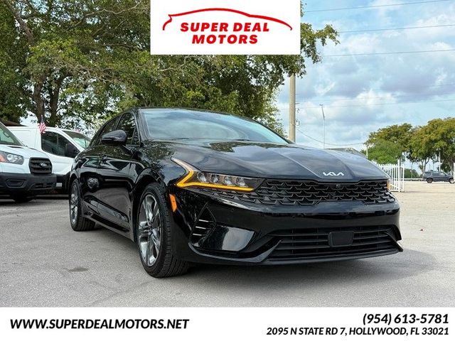 2022 Kia K5 EX