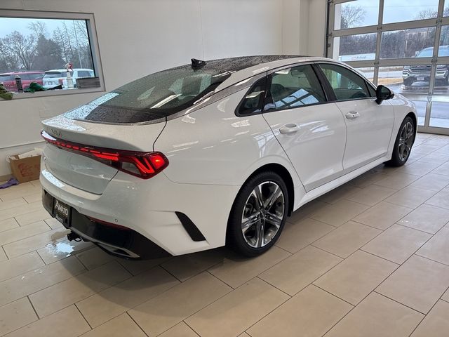2022 Kia K5 EX