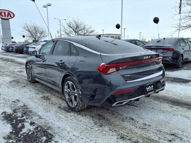 2022 Kia K5 EX