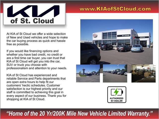 2022 Kia K5 EX