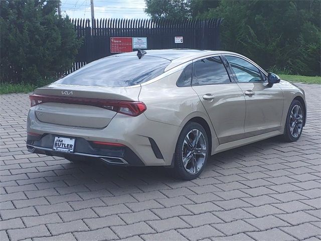 2022 Kia K5 EX