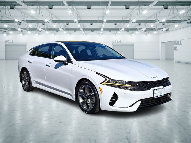 2022 Kia K5 EX