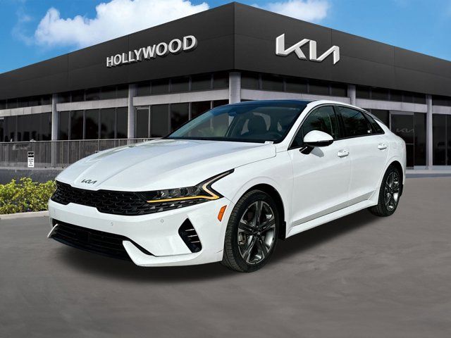 2022 Kia K5 EX