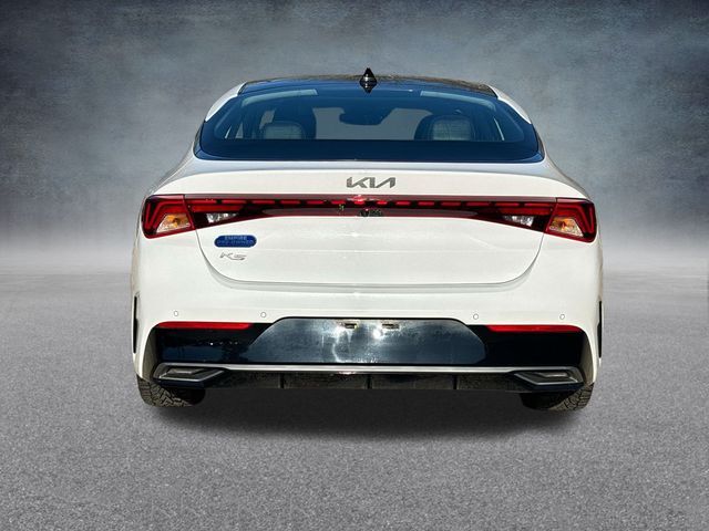 2022 Kia K5 EX